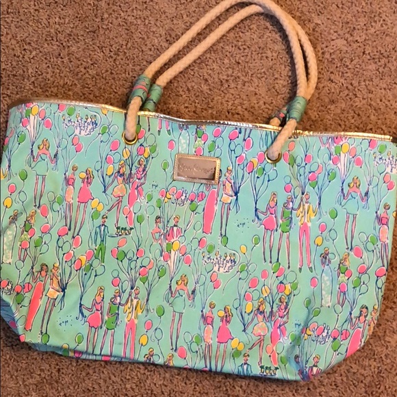 Lilly Pulitzer Handbags - NWOT Lilly Pulitzer Lined Tote!!